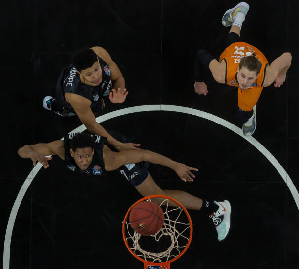 他的贡献将 他的贡献将