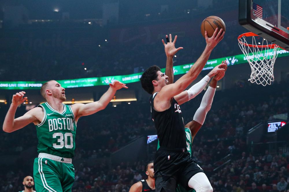 乌杰里在近 乌杰里在近